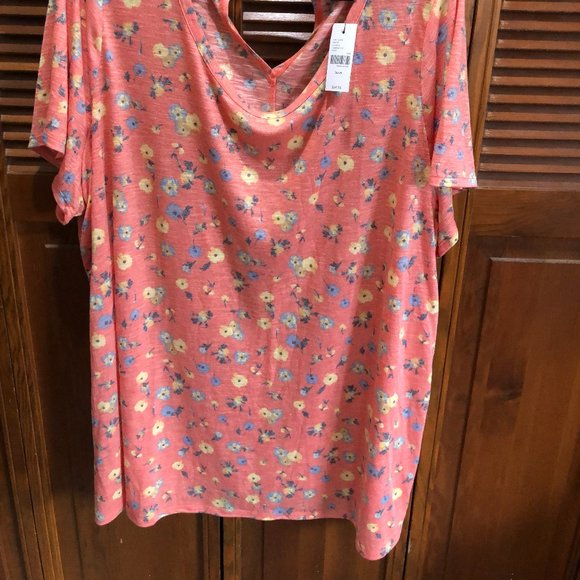 Lane Bryant Swing Diamond Back Swing Tee 26 28 NWT - Picture 2 of 10